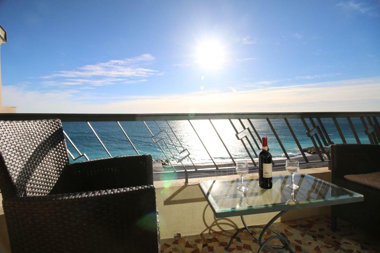 Promenade Des Anglais Vue Mer Nizza Exterior foto